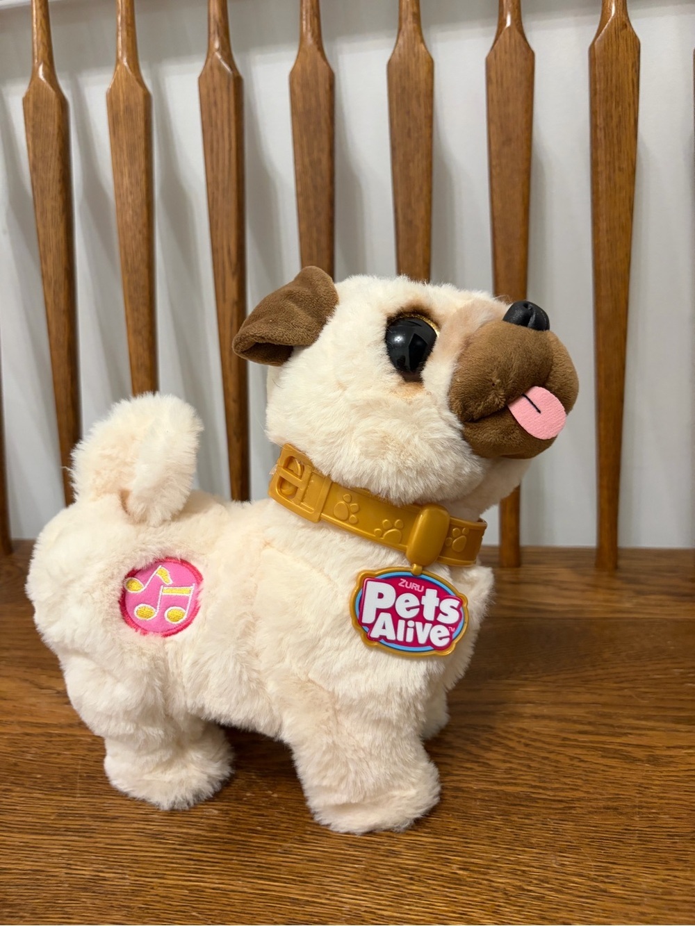 ZURU Pets Alive Poppy The Booty Shakin' Pug Interactive Plush Toy